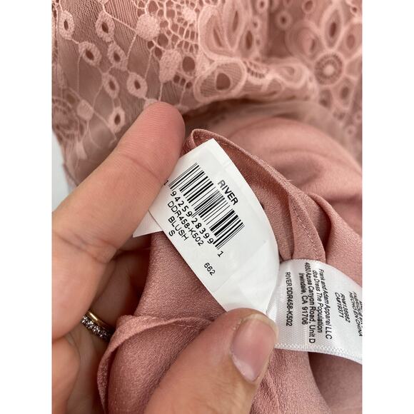 Dress the Population River Blush Pink Off Shoulder Eyelet Tiered Midi Dress NWT - Picture 8 of 8